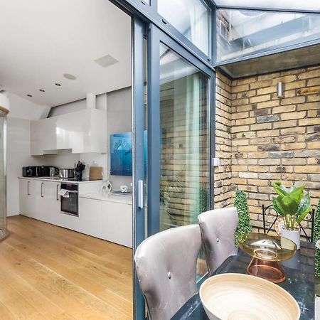 Trafalgar Square Arty Apartment Лондон Екстериор снимка