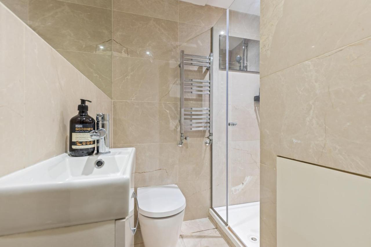 Trafalgar Square Arty Apartment Лондон Екстериор снимка